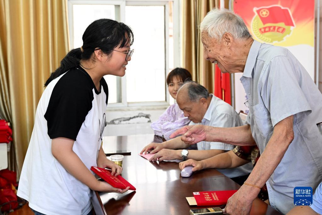 迎丰棋牌平台